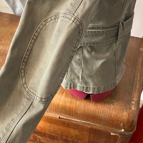 Structured Army Green Belted Utility Jacket – Fitted, Cotton/Spandex Blend - Picture 5 of 10